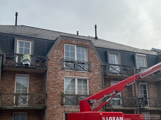 Appartement te huur dicht bij centrum Waregem met ondergrondse parkeerplaats - Photo 1