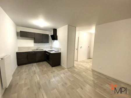 Location Appartement 3 pièces 61m² - Photo 4