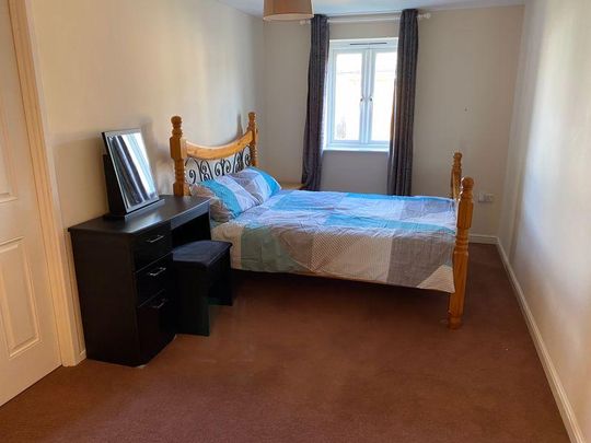 1 bedroom in a house share to rent - Photo 1