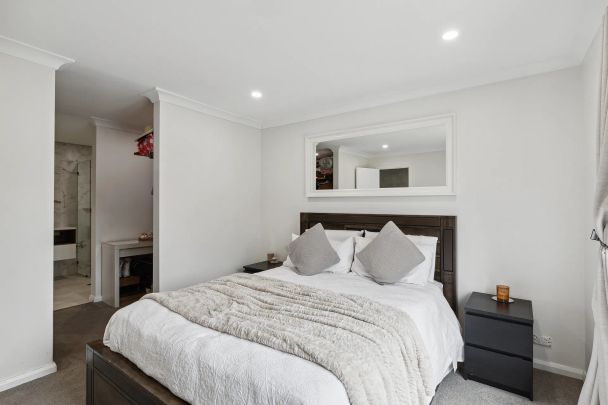 Welcome home to your leafy Kingsley retreat - Photo 1