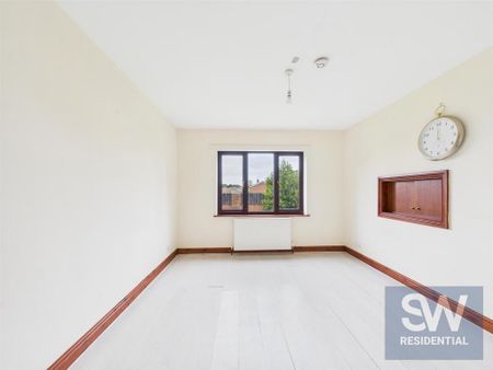 4 bedroom detached house to rent - Photo 2