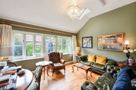 6 bedroom detached house to rent - Photo 3