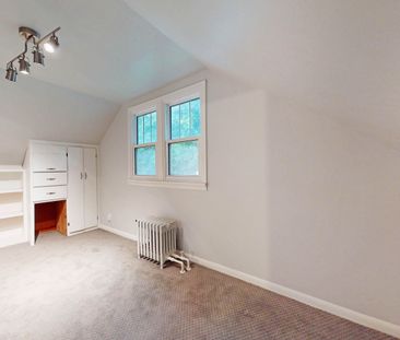 For Lease - 149 Worsley Street, Barrie, Ontario - Photo 3