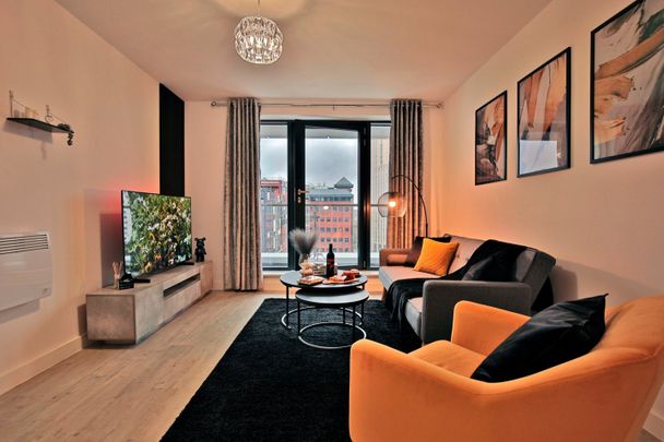 2 Bed Flat, Furness Quay, M50 - Photo 1