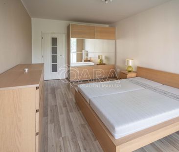 Pronájem bytu 2+1 55 m² - Fotografie 4
