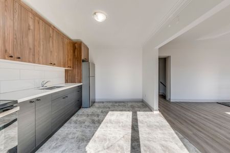 For Lease - 362 Royal York Road Unit# 2, Toronto, Ontario - Photo 2