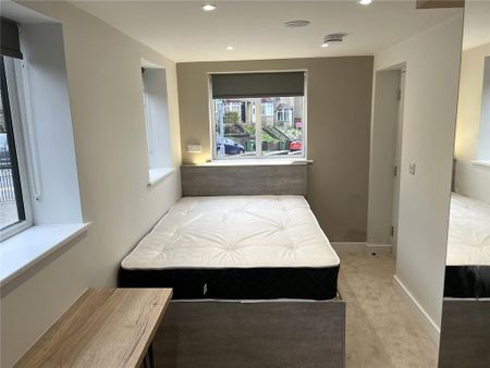 1 bedroom semi-detached house to rent - Photo 5