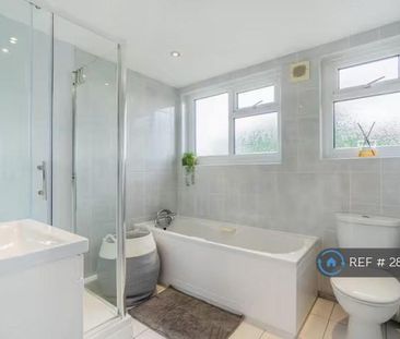 2 bedroom flat to rent - Photo 5