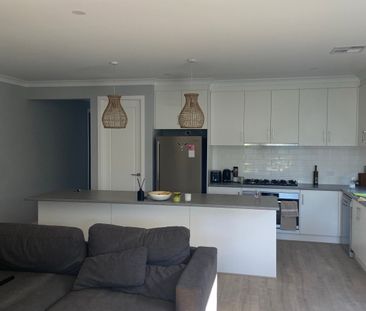 Seaford Heights - Photo 3