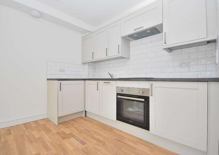 1 bedroom flat to rent - Photo 4