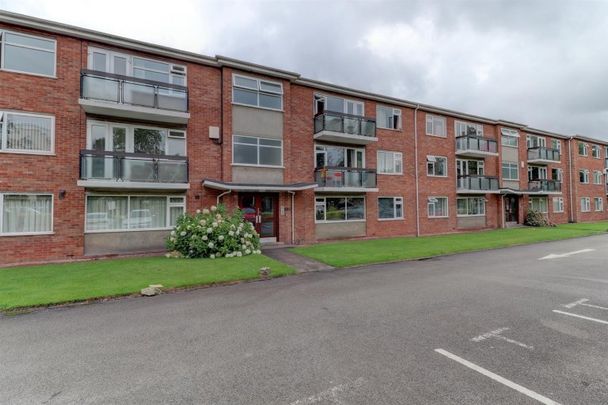 2 BED Flat To rent - Photo 1