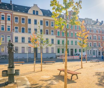 Attraktive 2-Raum-Wohnung im Altbau mit Balkon - Foto 3