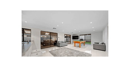 Modern 4x2 (plus Study) - Prime Family Living in Peaceful Carramar! - Photo 2