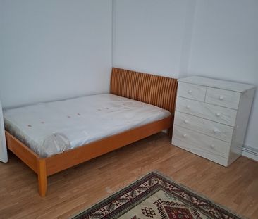 2 Bed Flat, Lampton Road, TW3 - Photo 5