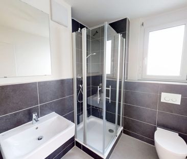 Exklusives Penthouse mit Dachterrasse – großzügige 3-Zimmer-Wohnung - Photo 2