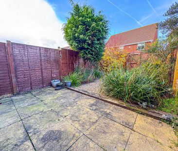 2 bedroom semi-detached house to rent - Photo 3