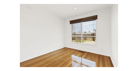 Immaculate Family Home in Prime Location - Photo 3