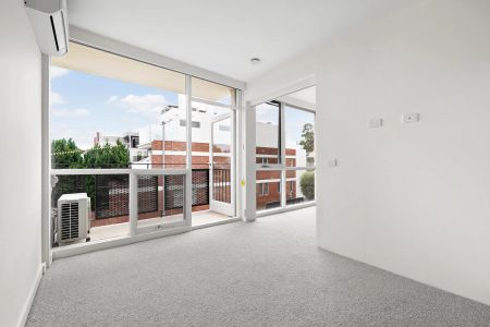 Unit 18/77 Park Street, South Yarra. - Photo 4