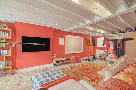 4 bedroom detached house to rent - Photo 4