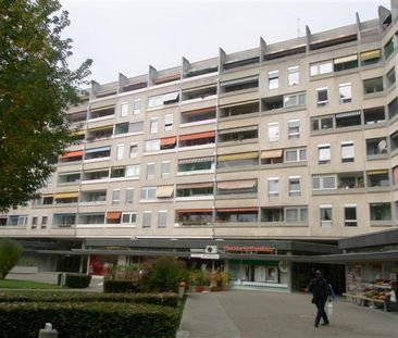 Charmant studio au 7ème étage avec balcon. - Foto 1