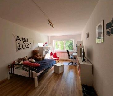 1 Zimmer Wohnung in Zwickau Eckersbach | Nachmieter gesucht - Photo 1