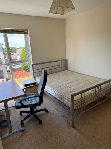 6 bedroom house to rent - Photo 2