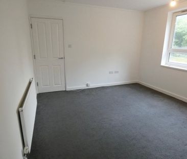 Manor Road, Eastcliff - Photo 1