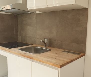 Location Appartement 2 pièces 39m² LA SEYNE SUR MER 83500 - Photo 4