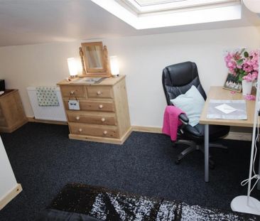 5 bedroom flat to rent - Photo 5