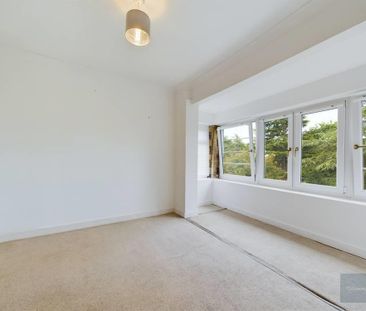 Priory Park, Bradford-On-Avon, BA15 - Photo 6