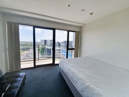 CITY CENTRE - 2 Bedroom Apartment - Photo 4