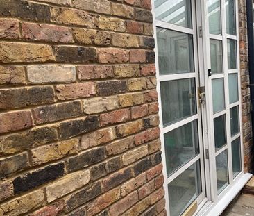 1 Bed Flat, Harrow, HA2 - Photo 5