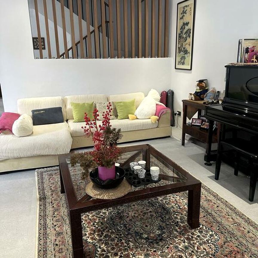 Peakview Estate (D16), Semi-Detached - For Rent - Photo 1