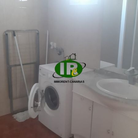 2-Zimmer-Wohnung mit Terrasse im 3. Stock zu vermieten in El Tablero - Photo 5