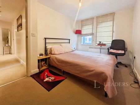 2 bedroom apartment to rent - Photo 2