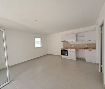 Location Appartement 3 pièces 60m² SETE 34200 - Photo 3