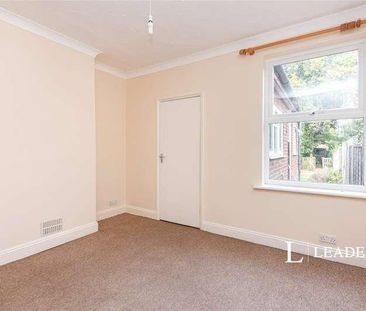 Buckhurst Road, Frimley Green, Camberley, GU16 - Photo 5