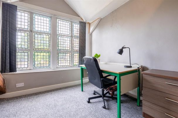 2 bedroom private hall to rent - Photo 1