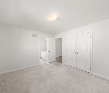 For Lease - 1466 Stovell Crescent Unit# Main & Upper, Innisfil, Ont... - Photo 2