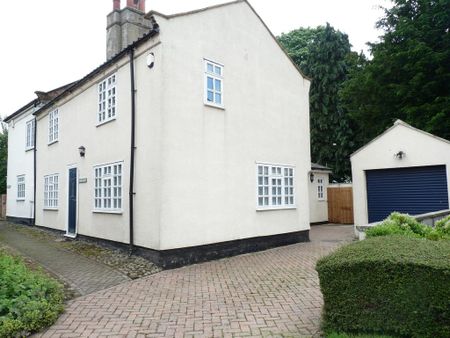 3 bedroom semi-detached house to rent - Photo 3