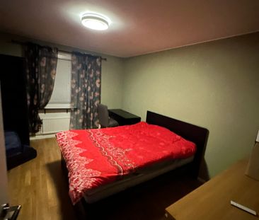 Bygatan, Sollentuna - Photo 2