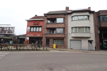 Een appartement op de 1ste verdieping met 2 slaapkamers en terras. - Foto 5