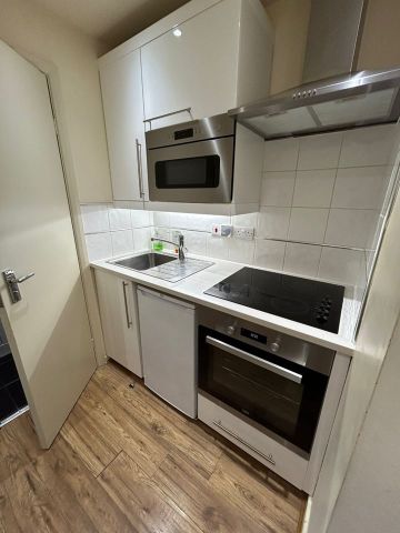 Studio Flat, Willesden Green, NW2 - Photo 5
