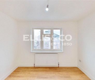 4 bedroom terraced house to rent - Photo 2