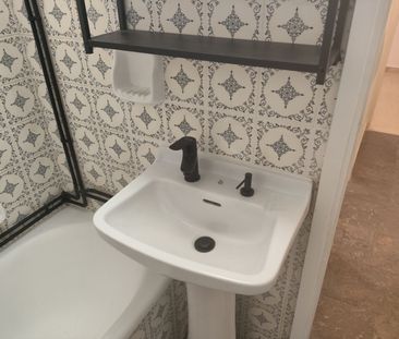 Ενοικίαση κατοικίας, 50 τ.μ., Βύρωνας, 500 € - Photo 6