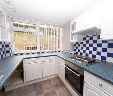 2 bedroom maisonette to rent - Photo 3