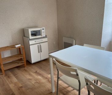 Location Appartement 2 pièces 23m² ANGOULEME 16000 - Photo 1