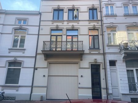 Ruime en modern duplexappartement nabij de kerk in Heist - Foto 2