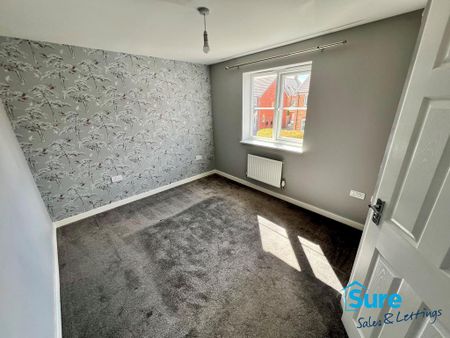 3 bedroom semi-detached house to rent - Photo 2