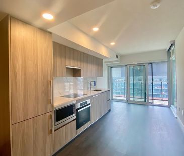 For Lease - 3 CONCORD CITYPLACE Way Unit# 1802, Toronto, Ontario - Photo 2